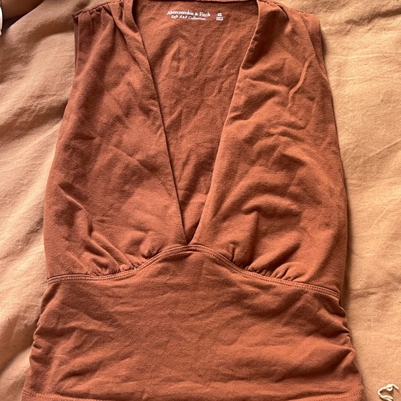 Rust Colored Top from Abercrombie - Picture 4 of 8